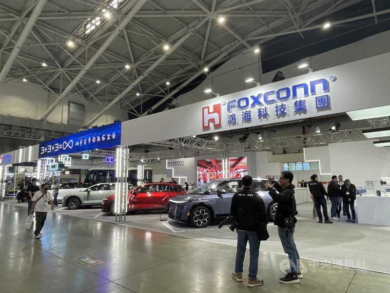 台北國際汽機車零配件展14日登場，鴻海集團盛大參展。中央社記者鍾榮峰攝 115年4月14日