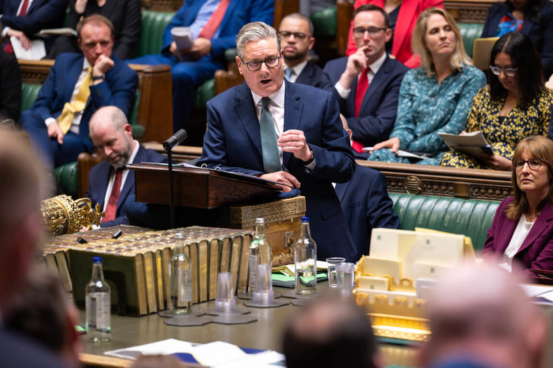 英國首相施凱爾13日表示，本週他將與法國總統馬克宏召開領袖峰會，與各國討論促成荷莫茲海峽重新開通、結束中東衝突的行動方案。（英國國會下議院提供）中央社記者陳韻聿倫敦傳真　115年4月14日