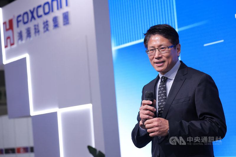 2026台北國際汽機車零配件展、台灣國際智慧移動展以及台北國際車用電子展14日起在台北南港展覽館登場，鴻海發言人巫俊毅（圖）出席說明此次鴻海展攤亮點。中央社記者翁睿坤攝　115年4月14日