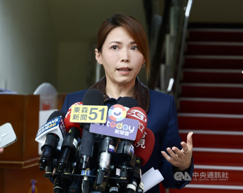 民眾黨開除陸配李貞秀黨籍。李貞秀14日指出，民眾黨團主任陳智菡日前就已放消息給媒體，說她要求新台幣5000萬元才肯下台。對此，陳智菡（圖）受訪表示，這是子虛烏有，李貞秀身為前民代，講話應有基本公信力。中央社記者張皓安攝　115年4月14日