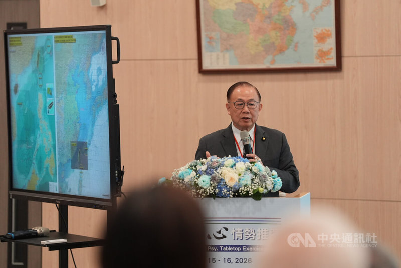 「2026 TTX政經軍心情勢推演」15日舉行，國民黨立委陳永康說明兵推設計。中央社記者游凱翔攝　115年4月15日