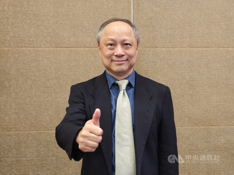 易威16日舉辦法人說明會，董事長林翰飛（圖）會後親自回應與健亞合併案。中央社記者何秀玲攝　115年4月16日