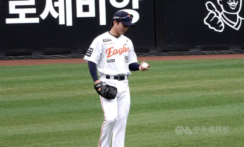 韓華鷹隊台灣左投王彥程轉戰韓職舞台。（中央社檔案照片）