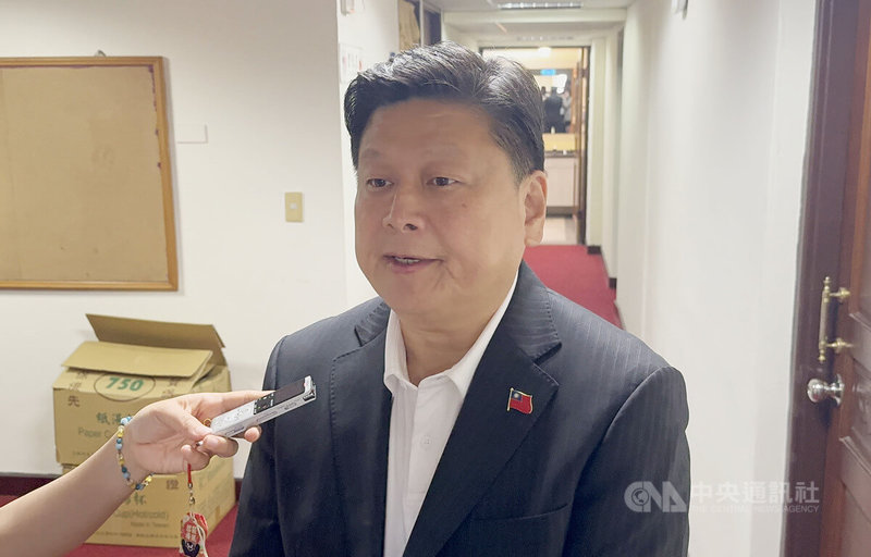 國民黨團總召傅崐萁17日表示，面對印度移工來台，對於治安上的疑慮，政府應讓全民了解，希望行政院長卓榮泰到立院來跟全民說明清楚。 中央社記者王承中攝　115年4月17日