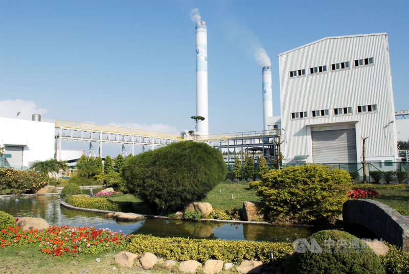 圖為麥寮電廠。（中央社檔案照片）