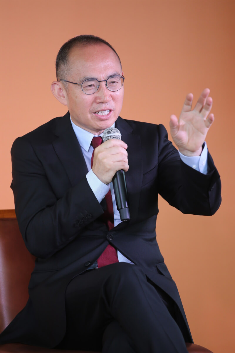 中國知名房地產商人、SOHO中國創辦人潘石屹近日發文，形容中國近30年房市發展猶如「龐氏騙局」。（中新社）