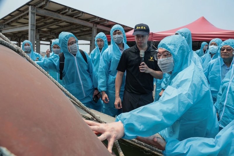 台灣4月6日重返非洲豬瘟非疫國，行政院長卓榮泰18日參訪彰化漢寶牧場感謝產業界協助，讓台灣在短時間內重回「亞洲沒有三大豬病（非疫區）」地位。（行政院提供）中央社記者賴于榛傳真　115年4月18日