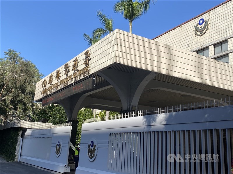 圖為警政署大門。（中央社檔案照片）