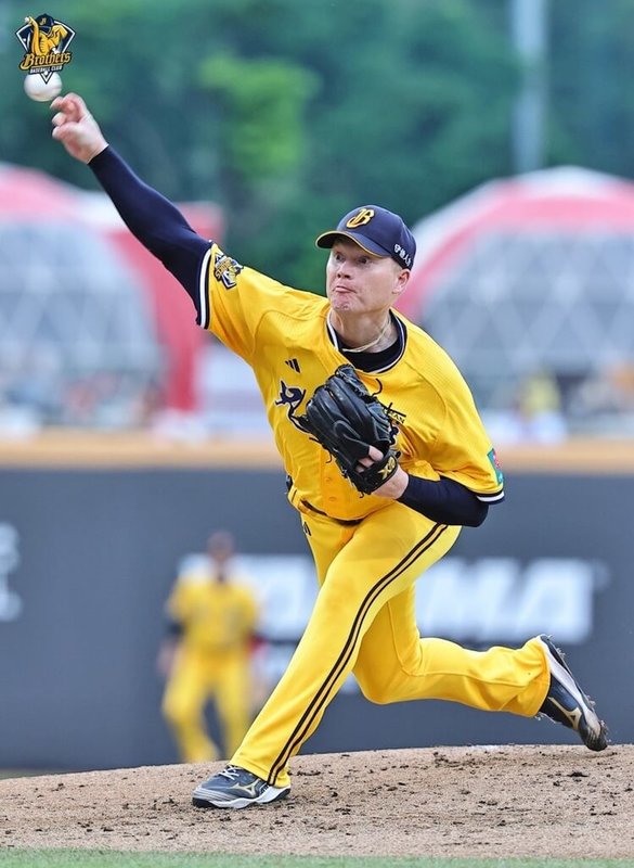 中華職棒中信兄弟隊先發投手黎克（Nick Nelson）18日登板面對味全龍隊，投出5.1局失2分的好表現。（中信兄弟隊提供）中央社記者蘇志畬傳真　115年4月19日