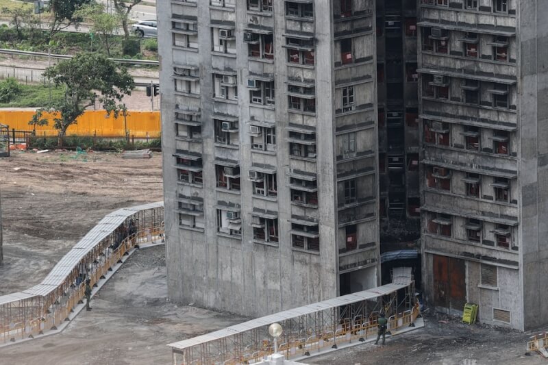 香港大埔宏福苑去年發生火災。（路透社）