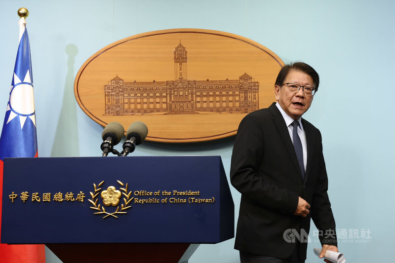 總統府秘書長潘孟安（圖）21日表示，總統賴清德出訪非洲友邦史瓦帝尼王國行程，確定因中國干預而緊急延緩，這在過往絕無僅有，北京當局對外宣稱對台有善意、兩岸要和平，卻持續威脅打壓台灣，再三傷害台灣民眾情感，此次也能證明中國善意是假的、威脅是真的。中央社記者王騰毅攝　115年4月21日