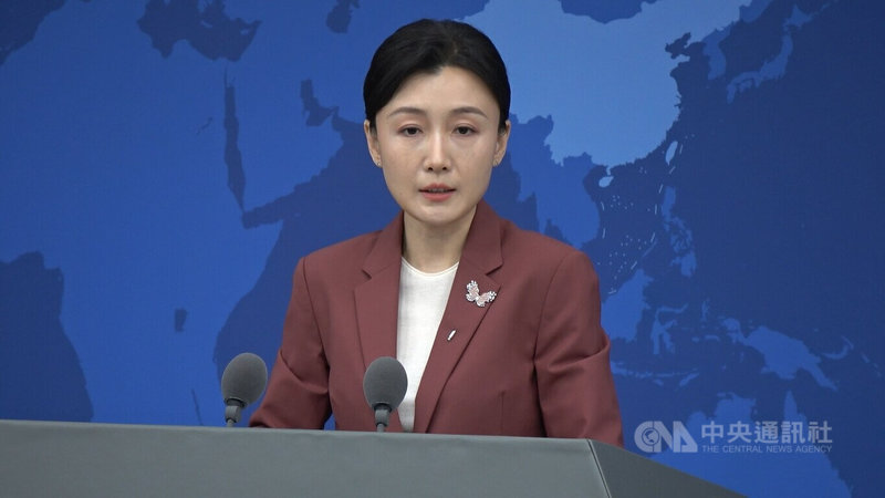 中國大陸國台辦發言人張晗22日在例行記者會上回應媒體提問。中央社記者呂佳蓉北京攝　115年4月22日