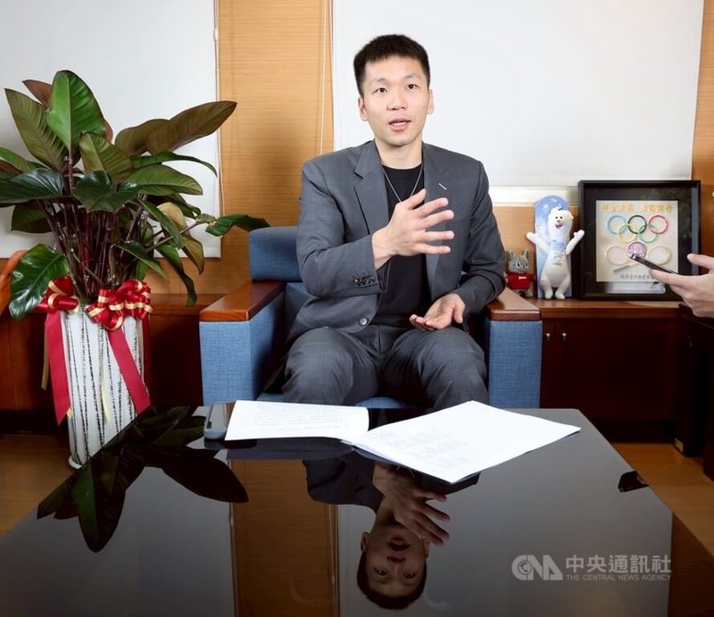 運動部長李洋（圖）近日接受中央社專訪，他認為紀律是邁向成功的要件之一，也透露最喜歡美國職籃NBA的球隊是馬刺，就是因為馬刺非常重視紀律。中央社記者張新偉攝　115年4月22日
