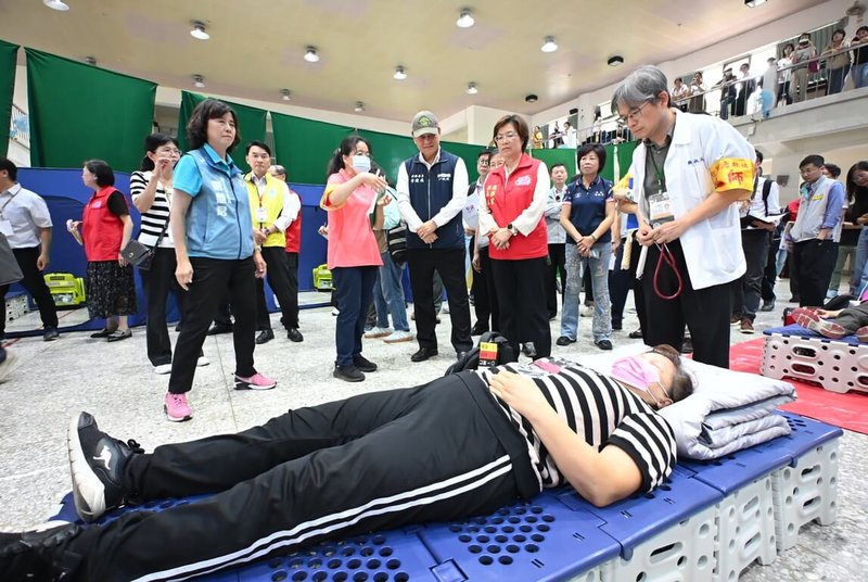 首場城鎮韌性全民防衛動員演習23日在彰化結束，彰縣府指出，演練採實人、實物、實地、實景、實作原則，區分兵棋推演及綜合實作2大面向，實際驗證地方政府應變機制的運作成效。（彰縣府提供）中央社記者吳哲豪傳真　115年4月23日