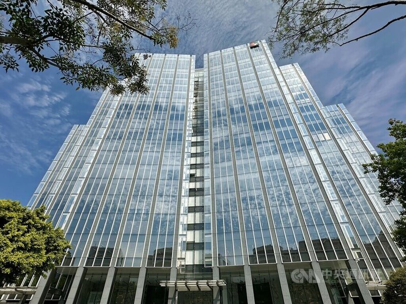 保險業2026年接軌新制，凱基人壽今年迎來成立63週年，提出數位、創新、永續、金融等4大策略，凱基人壽今年第1季新契約保費累計達新台幣252億元、年成長達28%。圖為位在台北市松山區的凱基金控總部大樓。中央社記者蘇思云攝　115年4月24日