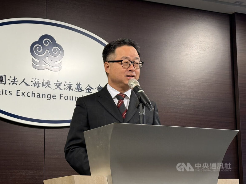 中共中央台辦日前發布10項涉台措施，其中包括推動新增兩岸直航航點，海基會秘書長羅文嘉24日表示，目前有13個航點可以開放包機，但在農曆春節都沒有人申請，可見市場沒有那麼大的需求。中央社記者廖文綺攝　115年4月24日