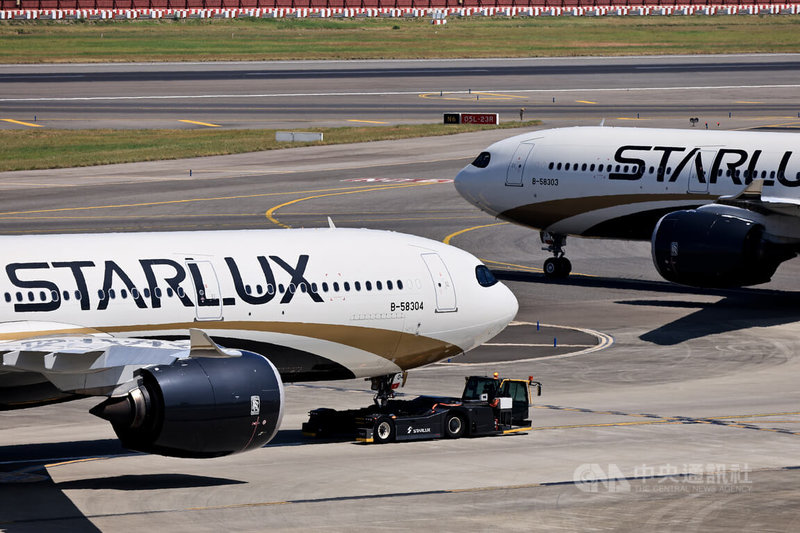 日本籍男子搭乘星宇航空股份有限公司航班回日本名古屋後確診麻疹，星宇航空24日說，配合防疫措施，執勤機組員已接種疫苗，暫無出現症狀。圖為2025年8月在桃園國際機場拍攝的星宇航機，非新聞事件中航班。中央社記者黃名璽攝　115年4月24日