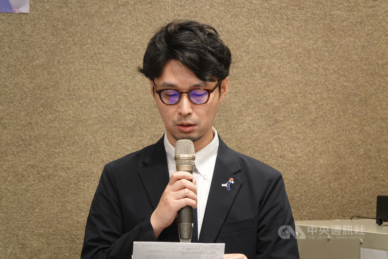 日本台灣交流協會新聞文化部長荒木直哉25日在第一期安倍政經塾開塾式，代讀日本駐台代表片山和之致詞。中央社記者吳書緯攝 115年4月25日