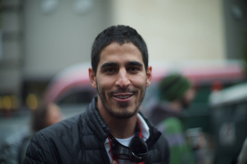 擁有美國與科威特雙重國籍的新聞記者艾爾丁（圖），因在網路上發布與伊朗戰爭相關貼文而遭科威特當局拘留，目前已經獲釋並離開科威特。（圖取自flickr；作者Mohamed Nanabhay，CC BY 2.0）