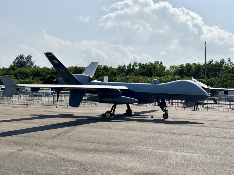 圖為今年2月新加坡航展廠內的無人機MQ-9。（中央社檔案照片）