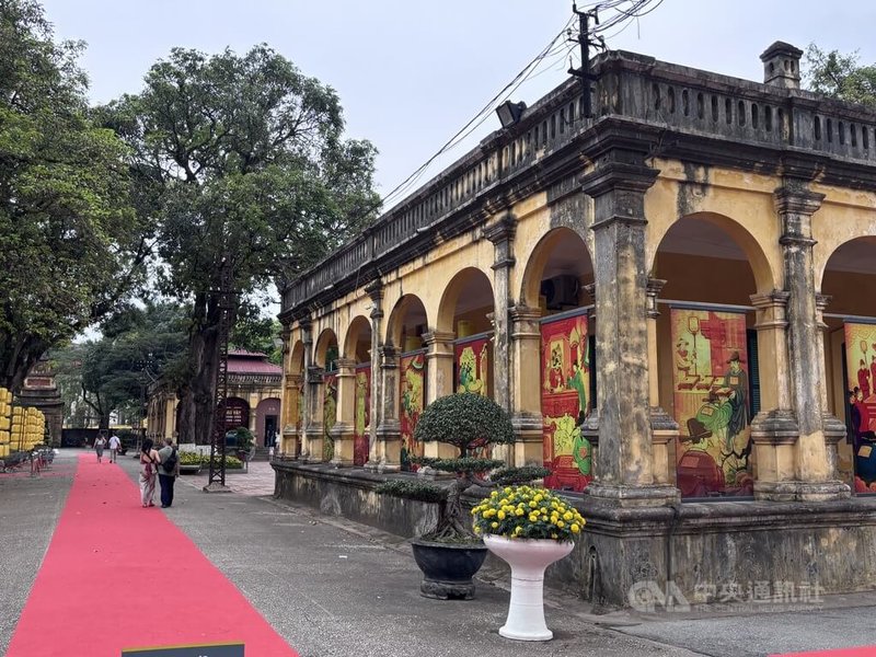 河內昇龍皇城遺址始建於11世紀李朝時期，是越南歷代封建朝代如李、陳、黎等的政治權力中心。黎朝起，統治者也在昇龍皇城祭祀雄王，被視為繼承了雄王開創的國家正統。中央社記者曾婷瑄河內攝 115年4月28日