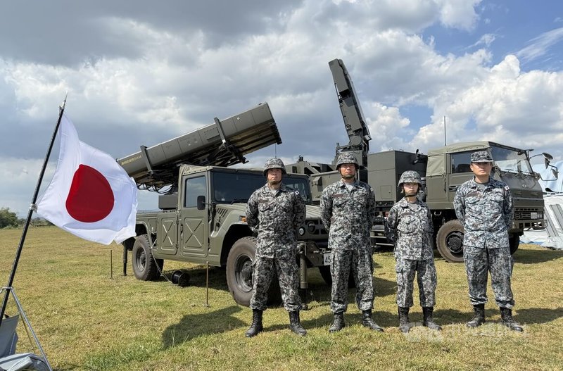 菲美「肩並肩」（Balikatan）聯合軍事演習，28日舉行防空暨飛彈防衛科目，日本自衛隊展示基地防空用地対空誘導弾系統。中央社記者林行健三描禮士省聖安東尼奧鎮攝　115年4月28日