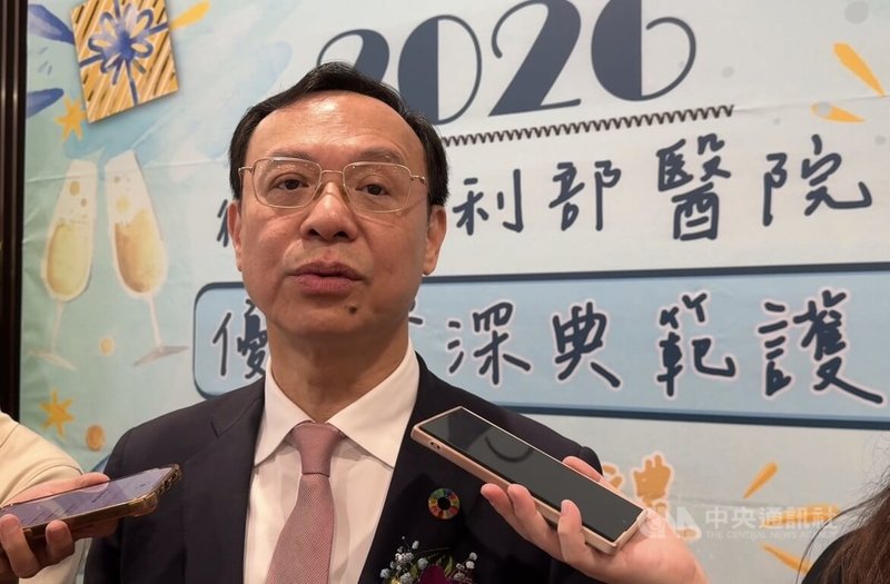 近日英國發生人體資料庫數據外洩至中國電商平台事件，衛福部長石崇良28日表示，台灣設有資料只進不出等嚴格規範，並將修法納入基因與影像資料，以強化管理。中央社記者沈佩瑤攝　115年4月28日