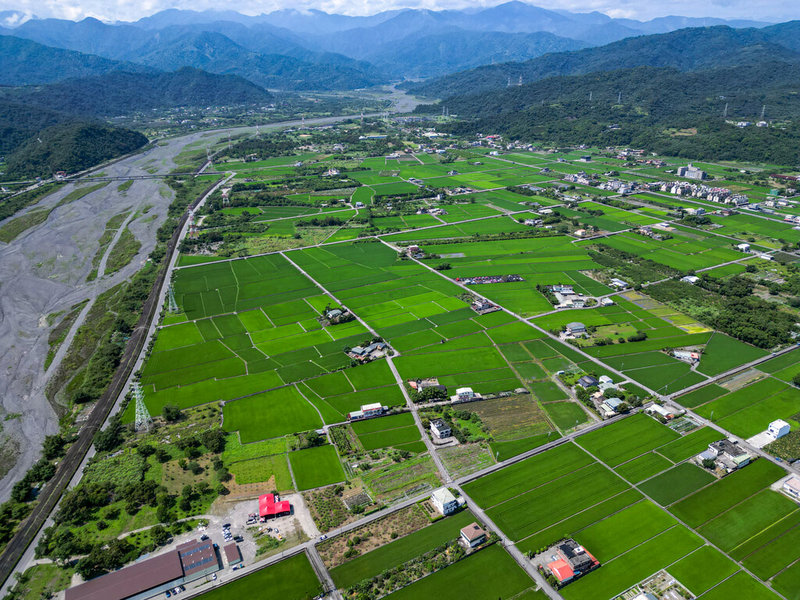 為改善農業基礎設施，總面積約93公頃的宜蘭縣三星鄉大隱農地重劃工程29日動土，預計民國116年10月完工，將建立完善農路與灌排系統，約200名地主受惠。（宜蘭縣政府提供）中央社記者沈如峰宜蘭縣傳真　115年4月29日