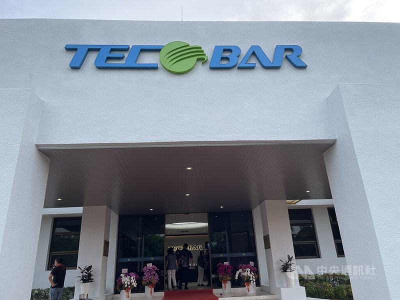東元旗下安達康科技（TECOBAR）馬來西亞檳城新廠29日開幕，鎖定人工智慧AI資料中心商機。中央社記者鍾榮峰攝　115年4月29日