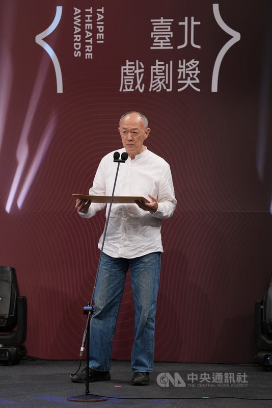 台北市文化局主辦第2屆「台北戲劇獎」,29日下午在台北舉行入圍公布記者會,劇場泰斗、資深演員金士傑(圖)擔任嘉賓,公布入圍名單。中央社記者徐肇昌攝 115年4月29日