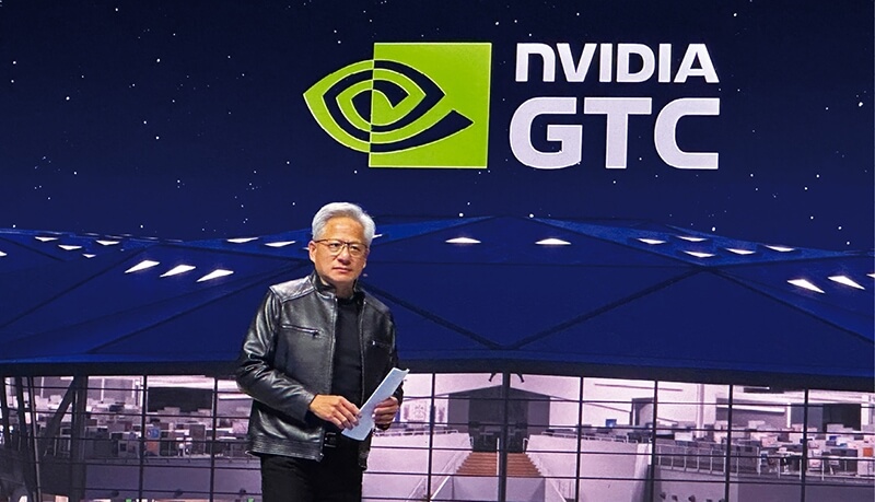 AI晶片龍頭廠輝達2025年營收再創歷史新高，穩居全球IC設計龍頭寶座。圖為輝達執行長 黃仁勳3月主持GTC大會開源模型論壇。（中央社張欣瑜）