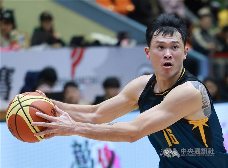 凱薩基隆黑鳶射手胡凱翔拿下全隊最高分。（中央社檔案照片）