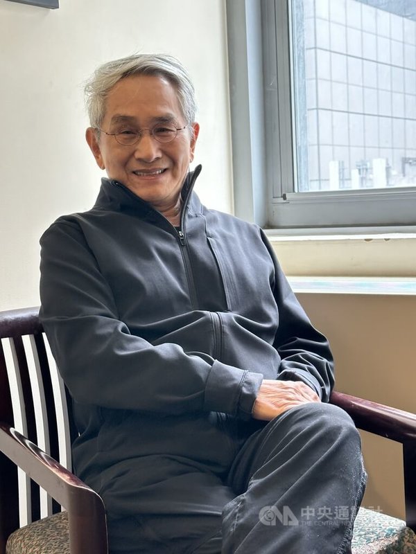 退休的林懷民隻身來紐約準備出席講座，回憶半世紀前習舞經驗。中央社記者廖漢原紐約攝　115年4月30日