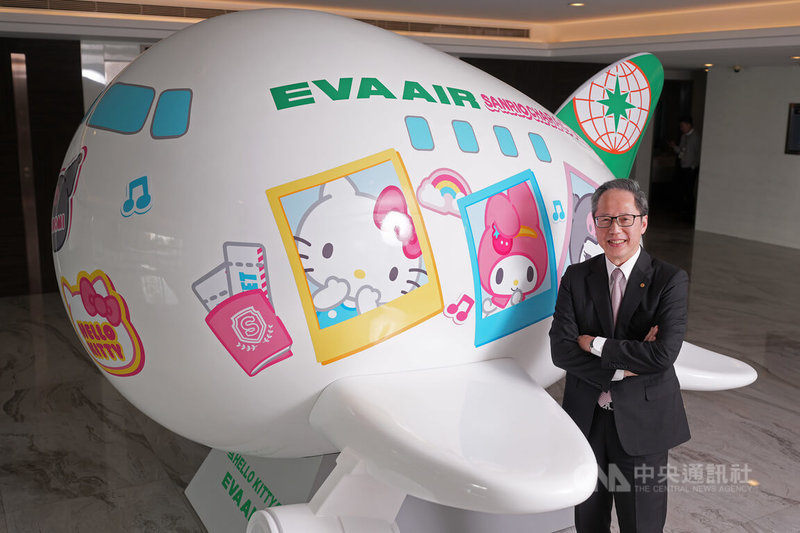 長榮航空企劃室副總經理鍾凱成表示，台灣位處東亞核心地帶，銜接北美跟亞洲，具絕佳地理優勢，除了觀光商旅，可吸引歐美及東南亞轉機客。中央社記者徐肇昌攝  115年5月3日