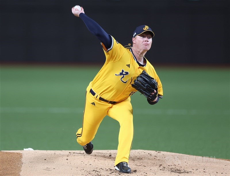 中職中信兄弟隊黎克（Nick Nelson）2日優質先發勝場仍沒開張、3日下二軍調整。（中央社檔案照片）