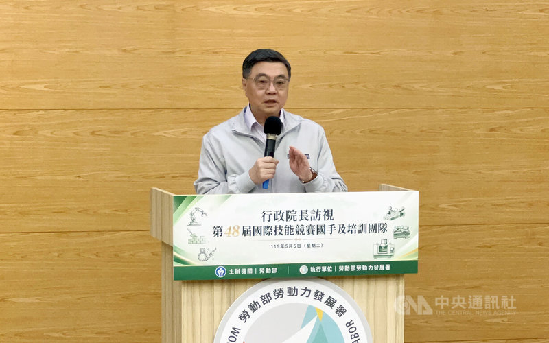 行政院長卓榮泰（圖）5日前往勞動部勞動力發展署中彰投分署，訪視將代表國家參加第48屆國際技能競賽的技能國手及培訓團隊，期許大家爭取好成績，展現更好實力，被全世界看見。中央社記者郝雪卿攝  115年5月5日