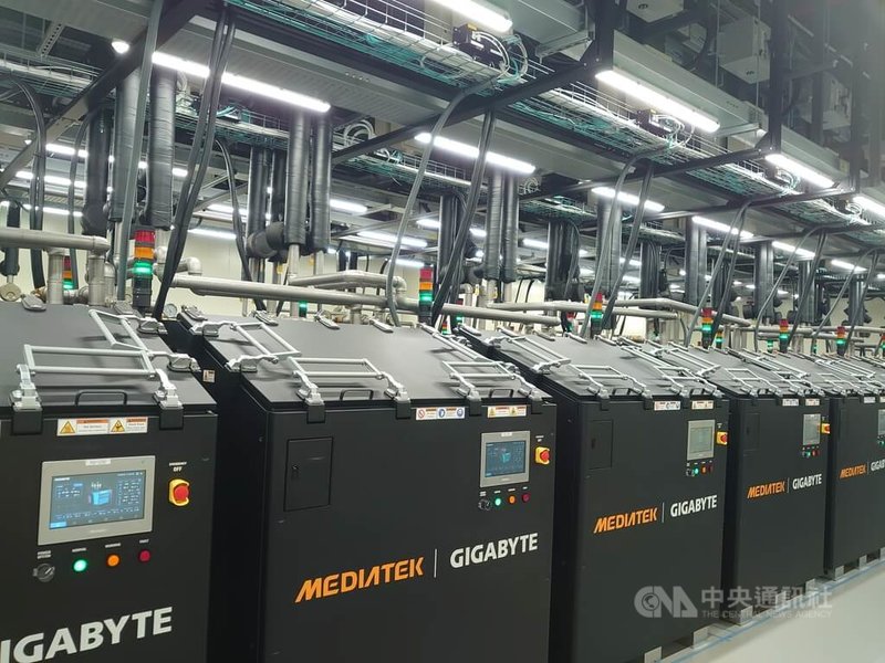 聯發科7日宣布，研發資料中心啟用，大規模導入新式節能浸沒式冷卻技術。中央社記者張建中攝　115年5月7日