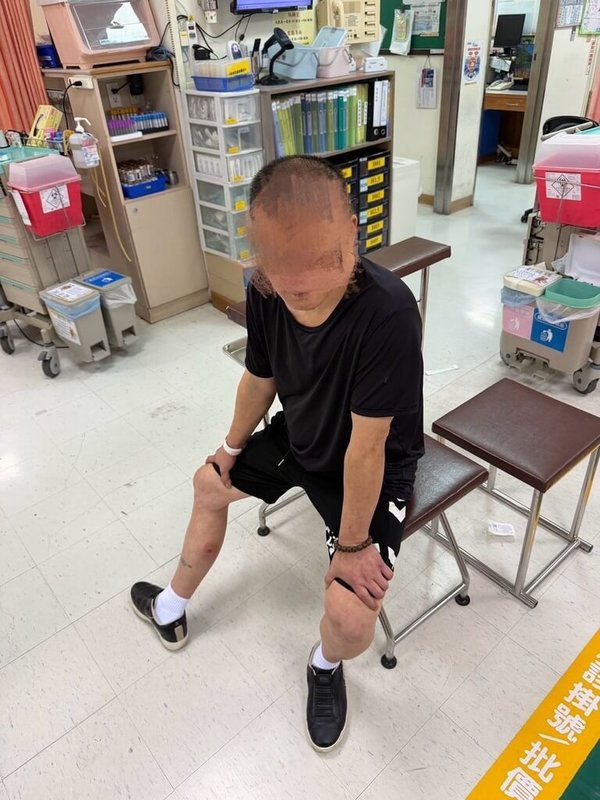 雲林縣警察局台西分局員警日前盤查可疑車輛，駕駛拒檢企圖開車衝撞，員警開7槍制止，車輛仍加速逃逸，腿部中彈吳姓駕駛8日落網。（警方提供）　中央社記者姜宜菁傳真　115年5月8日
