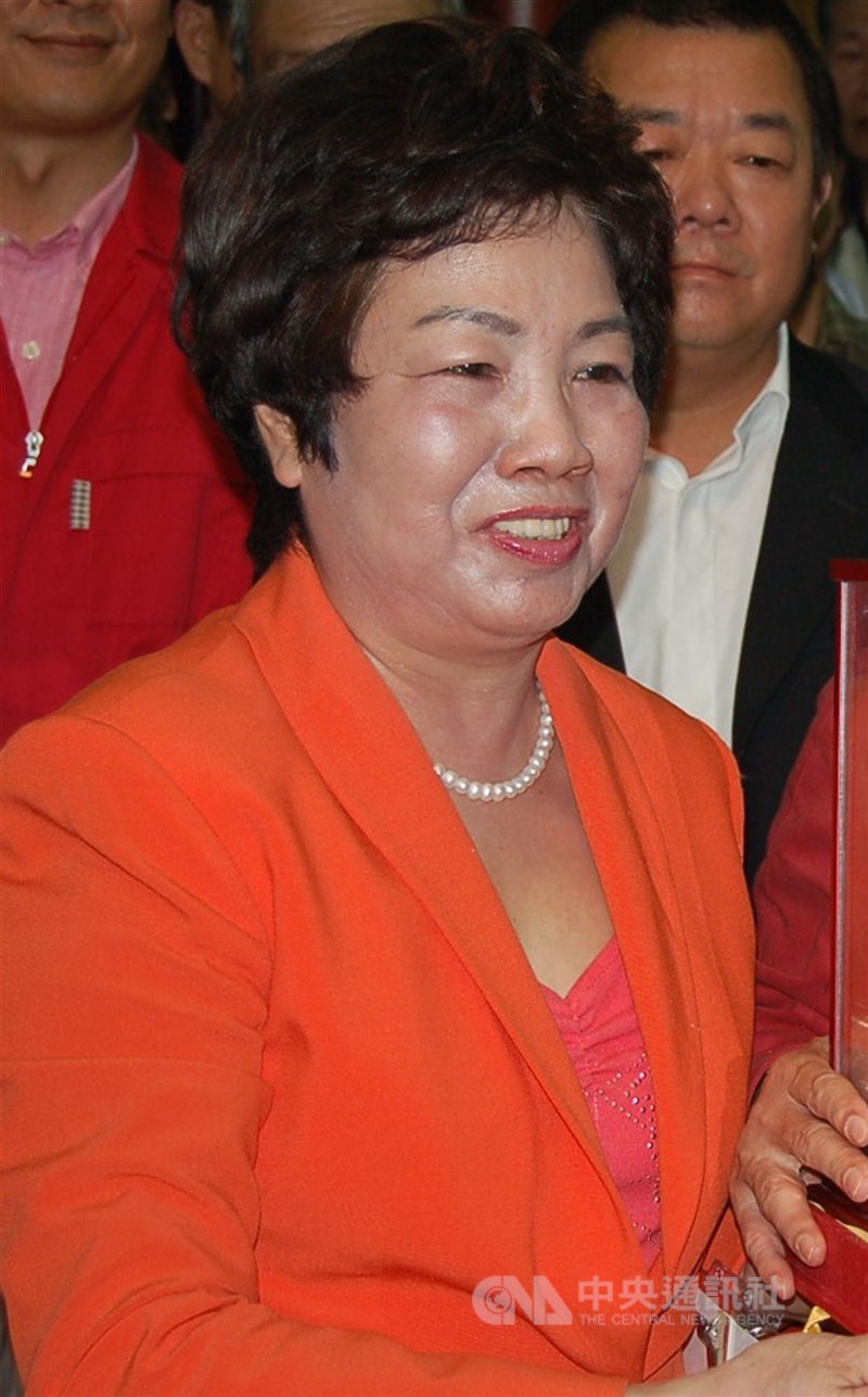 前立委、前北港朝天宮董事長曾蔡美佐（圖）7日清晨於住家被毆受傷案雲林地檢署積極偵辦。（中央社檔案照片）