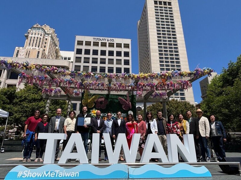 美國西岸最大規模的「台灣文化節」9日在舊金山聯合廣場舉行,加州政要共襄盛舉。(莊雅淑提供)中央社記者張欣瑜舊金山傳真 115年5月11日