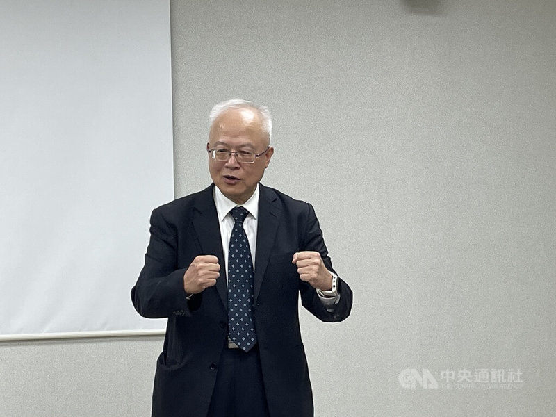 IC載板大廠南電14日在桃園南崁錦興廠舉行股東會，南電總經理呂連瑞（圖）會後表示，今年南電資本支出規模與強度將超越以往，下半年營收獲利目標逐季成長。 中央社記者鍾榮峰攝　115年5月14日