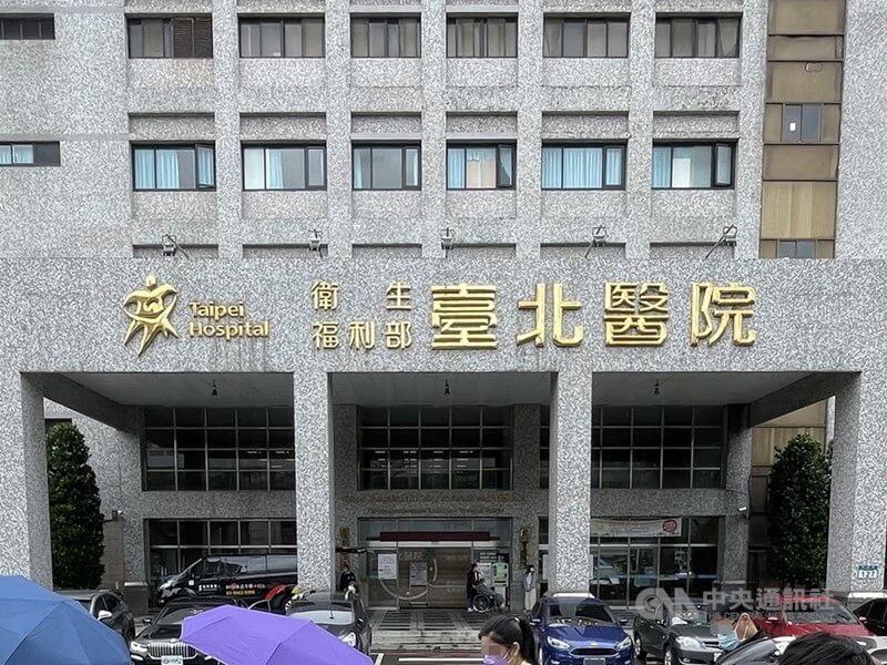 三班護病比正式入法，衛福部14日表示，將在部立台北醫院先行試辦。（中央社檔案照片）