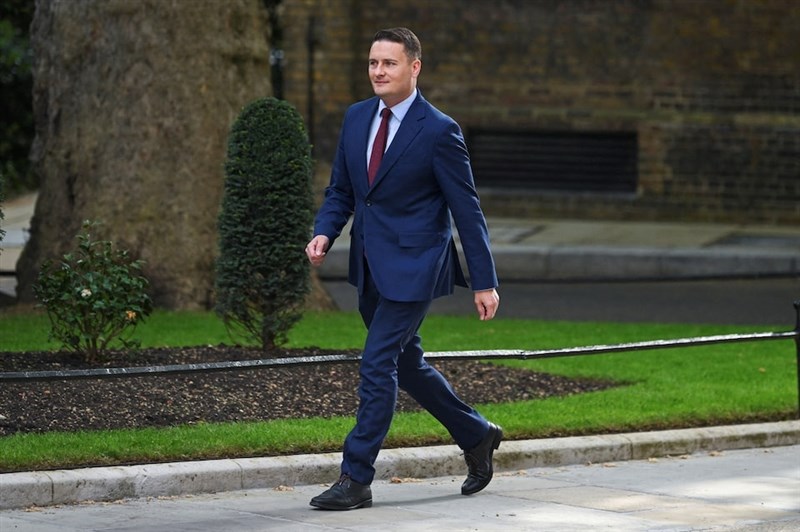 英國衛生大臣斯特里廷14日宣布辭職。（路透社）