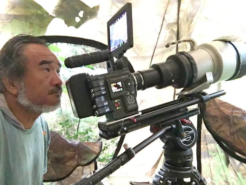 紀錄片「飛吧!熊鷹」15日上映,導演梁皆得(圖)紀錄熊鷹的珍稀行為、追鷹過程的艱辛以及部落文化中對羽毛的尊崇與保育拉鋸。(采昌國際多媒體提供)中央社記者黃旭昇傳真 115年5月15日