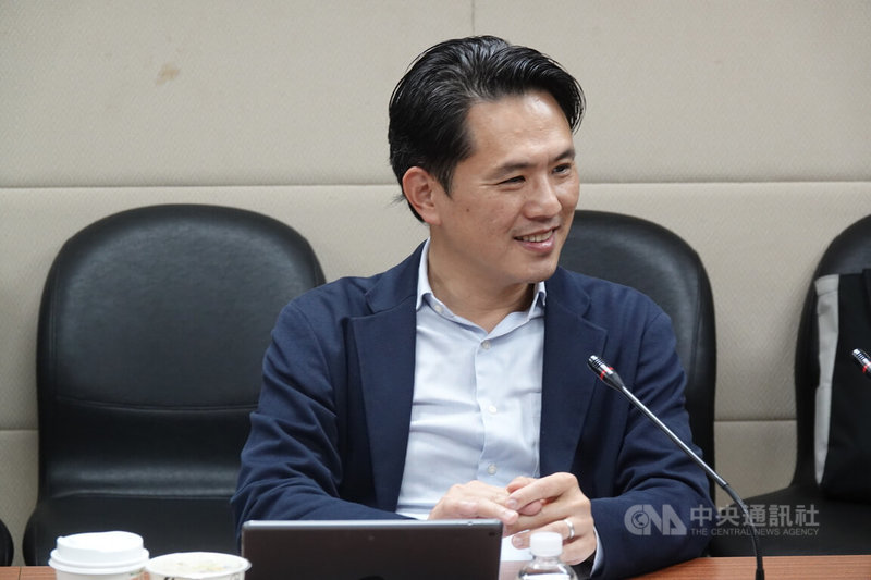 前立委陳以信15日指出,川習會的主旋律是和平穩定,也有助於國民黨主席鄭麗文的訪美行程,美方行政部門接見的層級有提高的可能。中央社記者吳書緯攝 115年5月15日