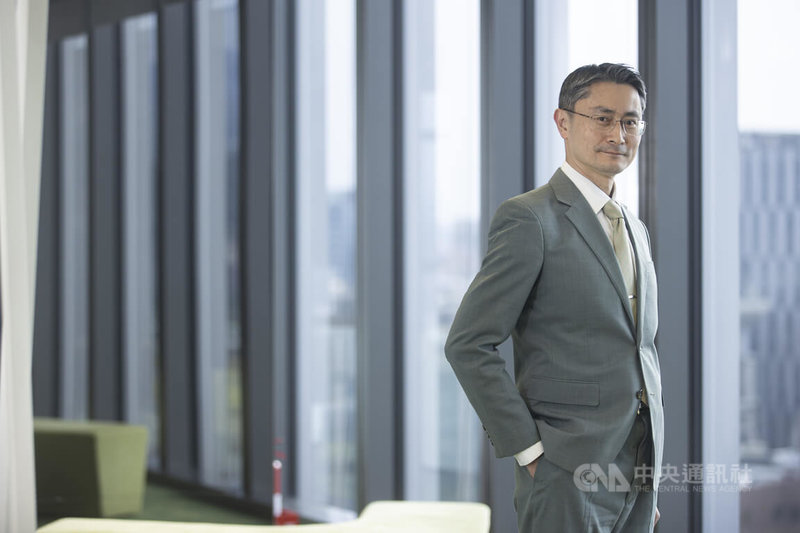 玉山銀行個人金融事業總處私人銀行處私人銀行部協理蔡沐勳分享，強調協作的企業文化讓服務更到位。中央社記者鄭清元攝　115年5月16日