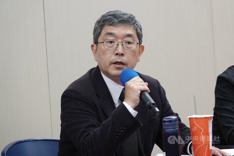 台北醫學大學通識中心教授張國城16日表示，美方希望保留對台政策的操作空間和戰略籌碼，而立法院在川習會前通過國防特別條例，對於美中雙方都起了作用。中央社記者吳書緯攝　115年5月16日