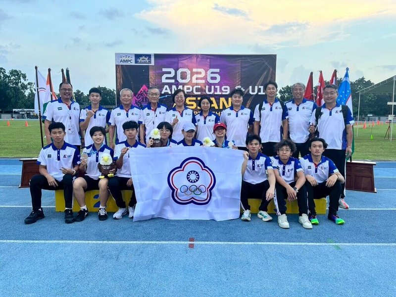 台灣代表隊10日至17日於印尼日惹出賽2026年現代五項U17與U19亞洲錦標賽，獲3銀2銅。（台灣代表隊提供）中央社記者羅薇佳雅加達傳真　115年5月18日