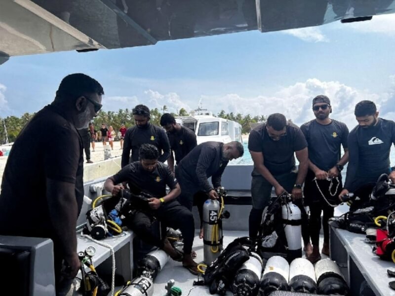 馬爾地夫國軍16日準備搜索義大利潛水員。（Maldives President’s Office/ Handout via 路透社）