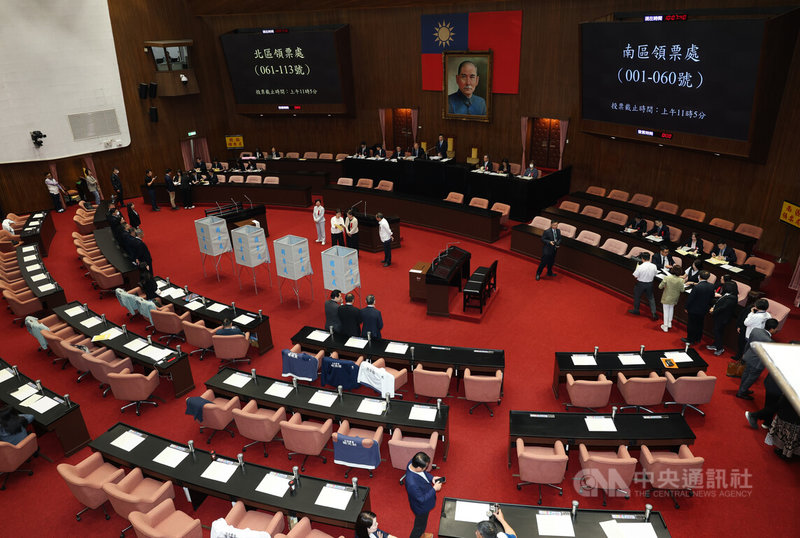 立法院會19日舉行總統賴清德彈劾案的記名投票表決，這是中華民國憲政史上首次進行的總統彈劾案。中央社記者謝佳璋攝  115年5月19日